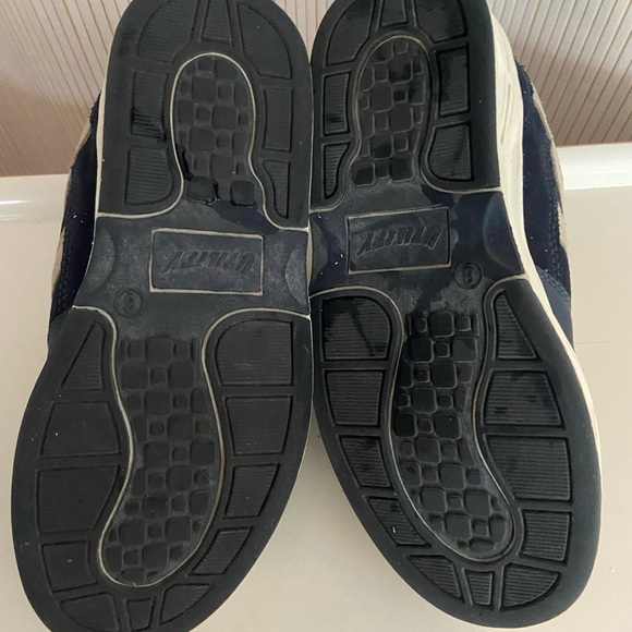 Boys / kids Utility  Sneakers in Black and Tan - Picture 7 of 12